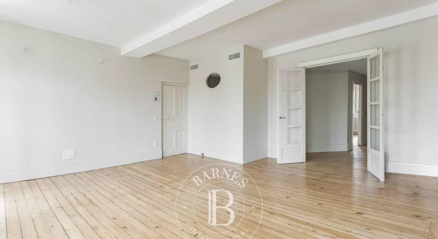 Show - BARNES Toulouse - Immobilier de luxe, appartements et maisons de prestige à Toulouse