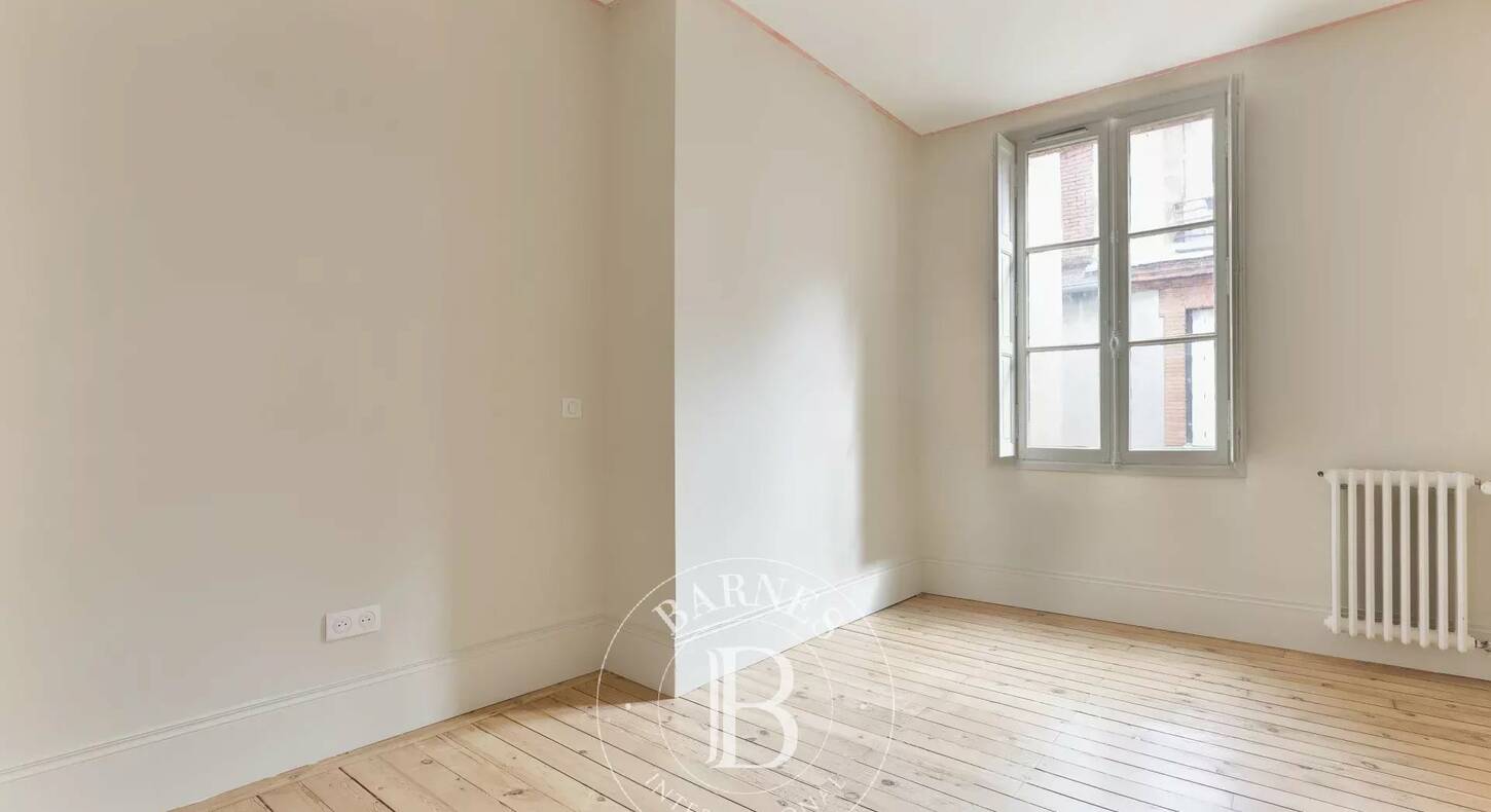 Show - BARNES Toulouse - Immobilier de luxe, appartements et maisons de prestige à Toulouse