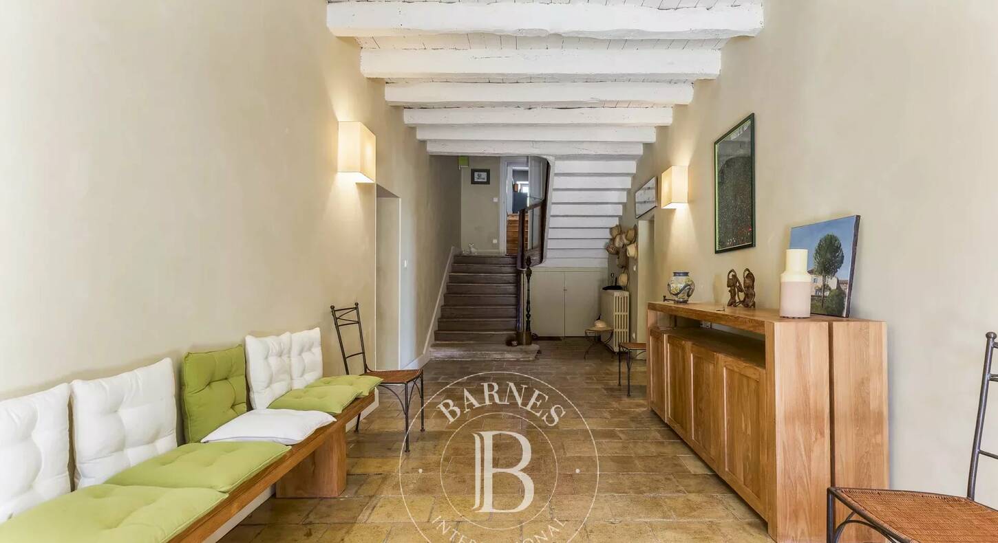 Show - BARNES Agency, luxury real estate in Toulouse