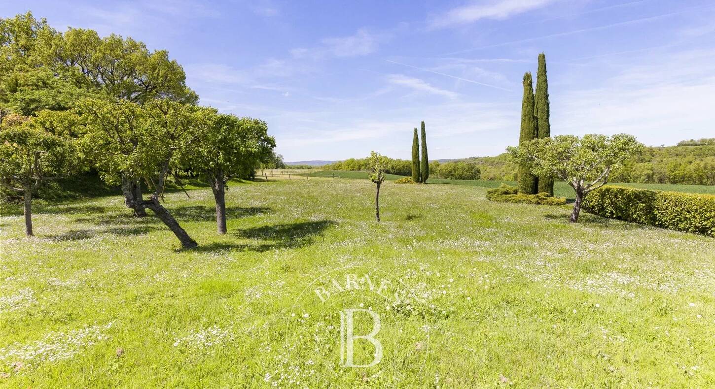 Show - BARNES Agency, luxury real estate in Toulouse