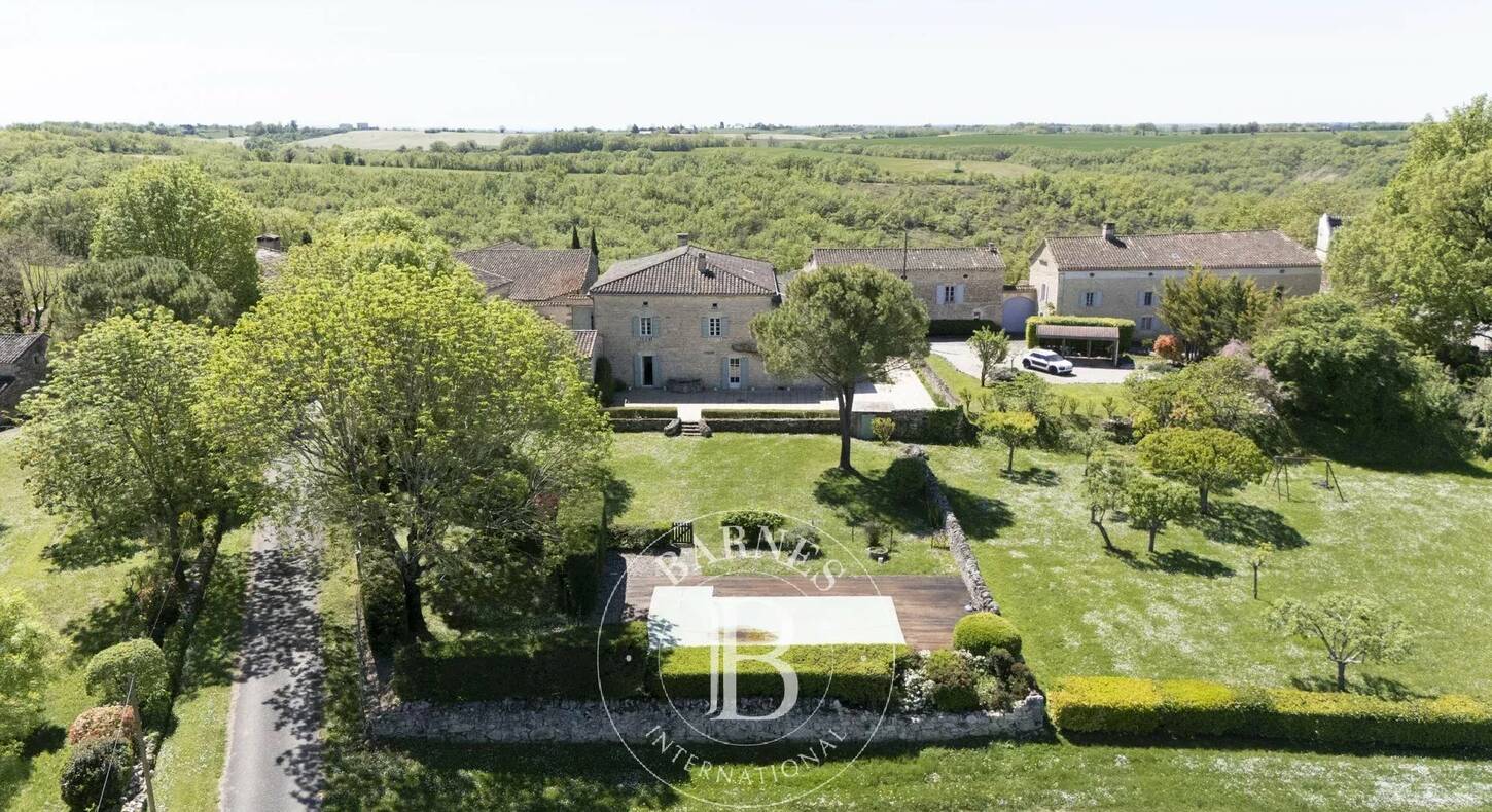 Show - BARNES Agency, luxury real estate in Toulouse