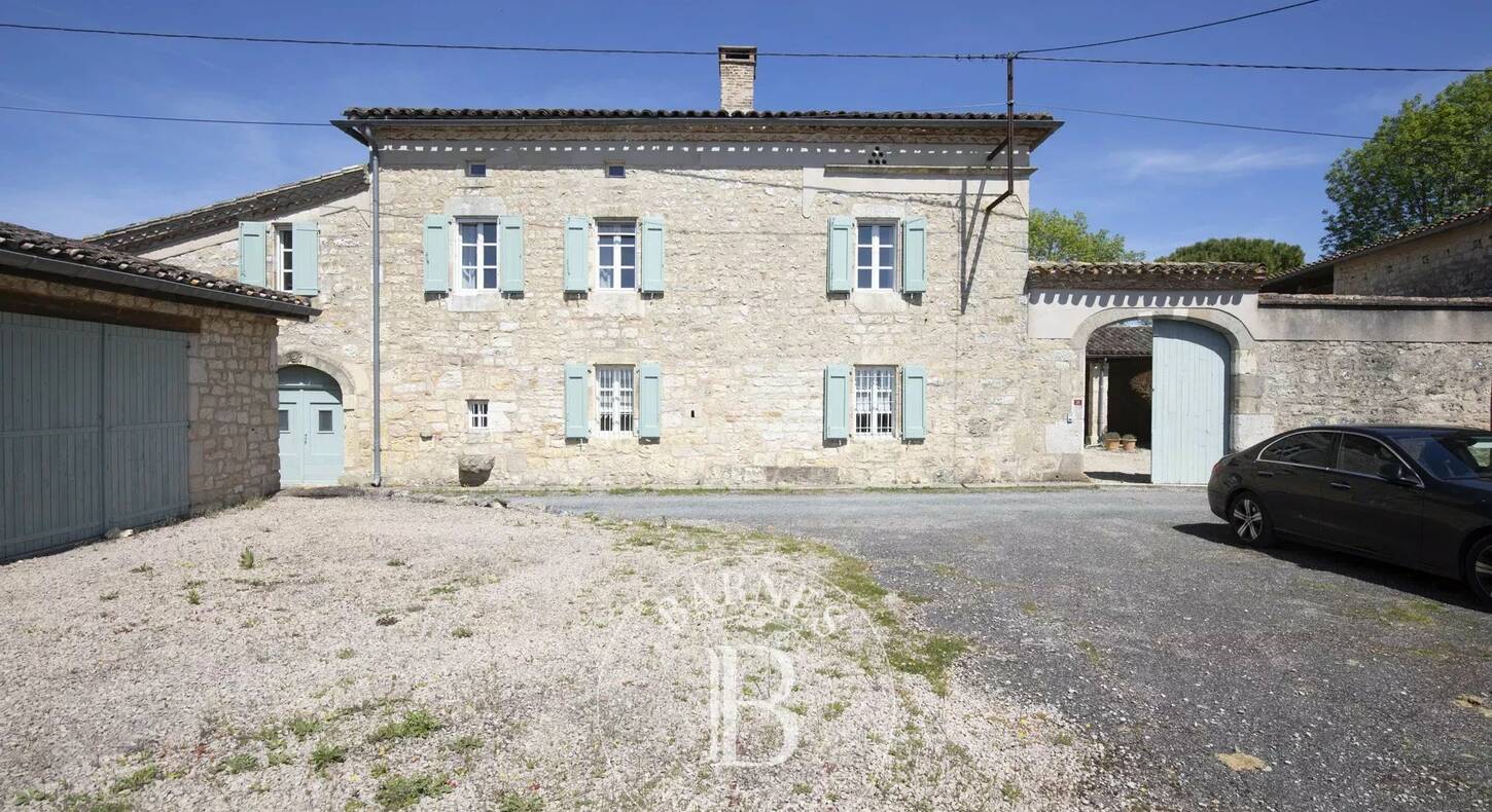 Show - BARNES Agency, luxury real estate in Toulouse