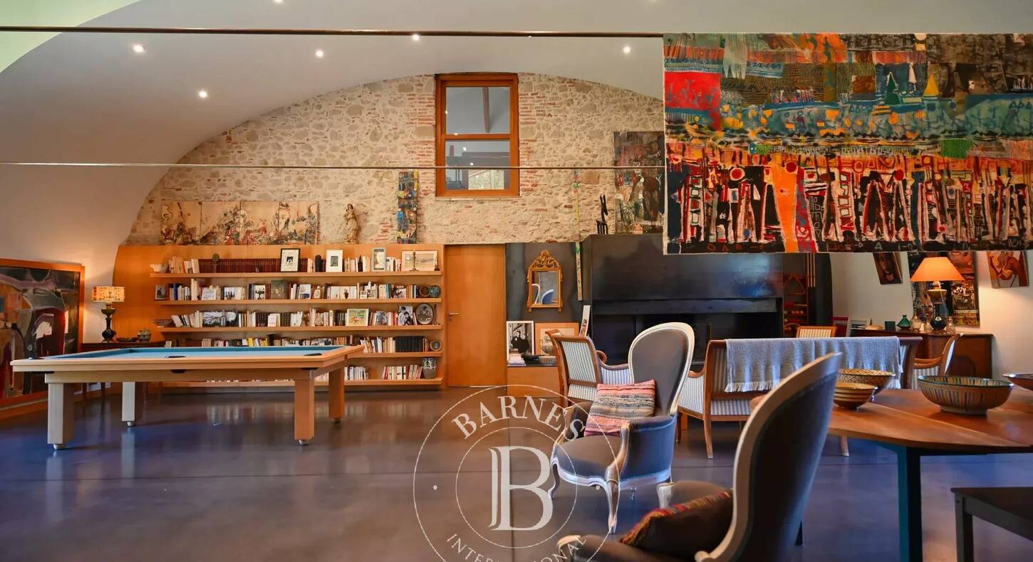 Show - BARNES Toulouse - Immobilier de luxe, appartements et maisons de prestige à Toulouse