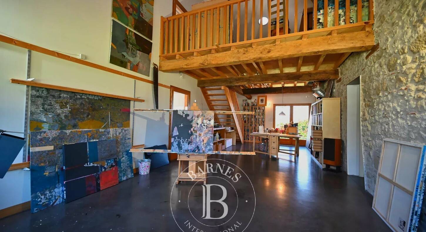 Show - BARNES Toulouse - Immobilier de luxe, appartements et maisons de prestige à Toulouse