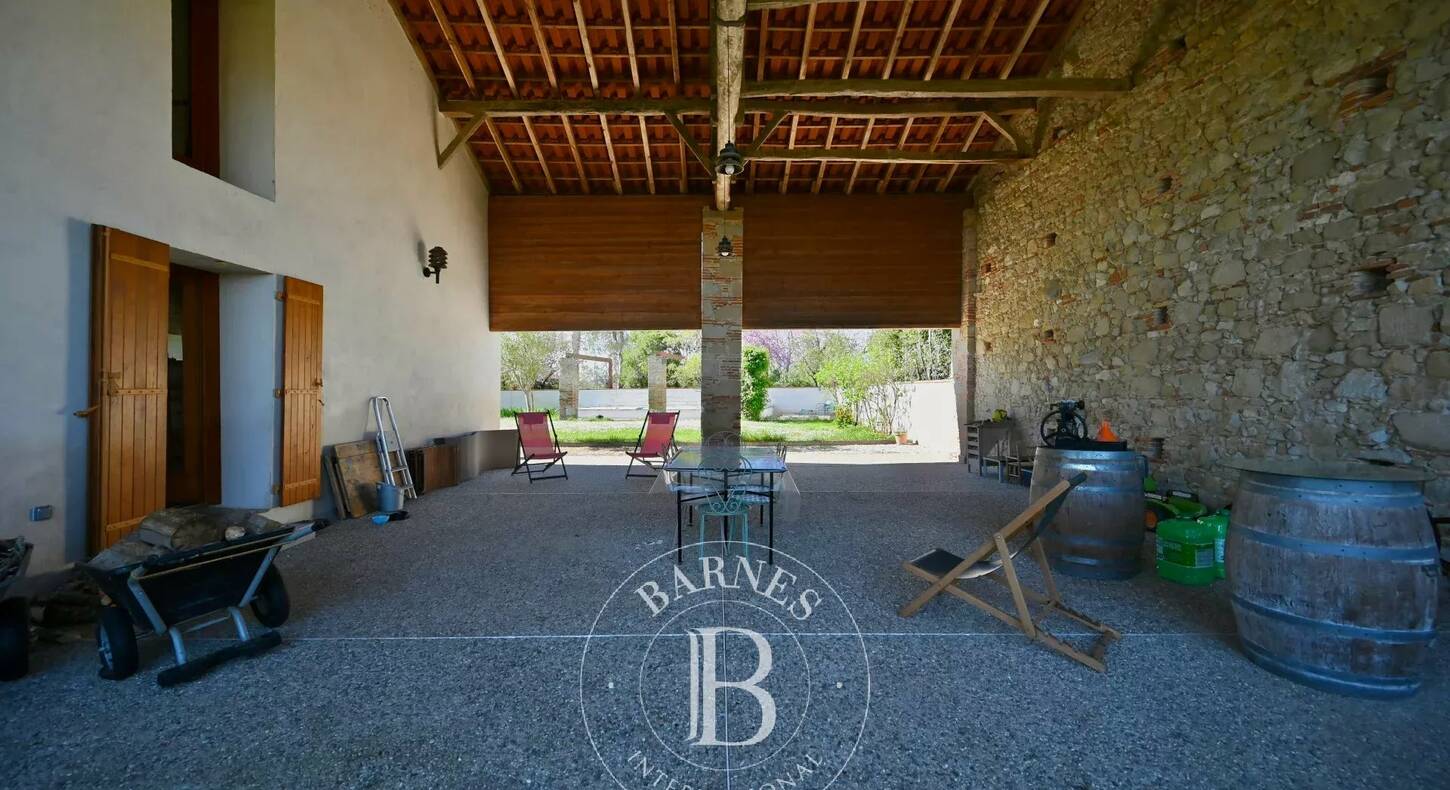 Show - BARNES Toulouse - Immobilier de luxe, appartements et maisons de prestige à Toulouse