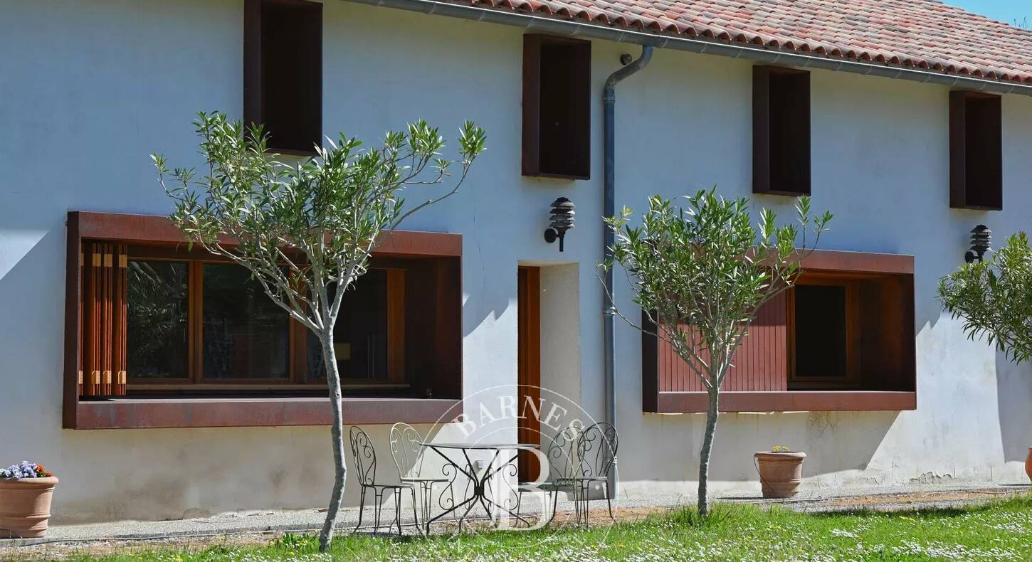Show - BARNES Toulouse - Immobilier de luxe, appartements et maisons de prestige à Toulouse
