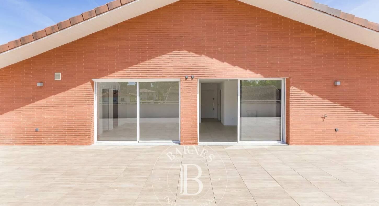Show - BARNES Toulouse - Immobilier de luxe, appartements et maisons de prestige à Toulouse