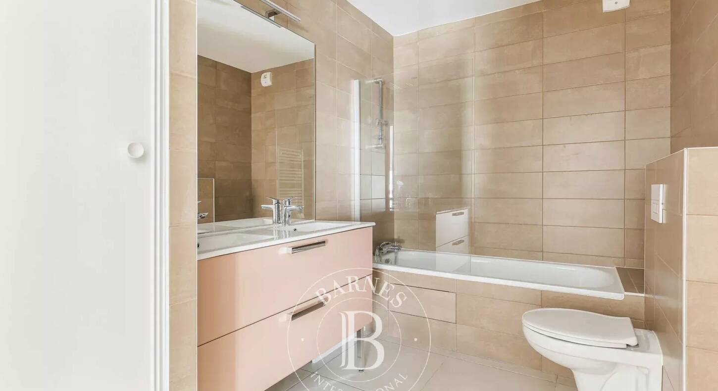 Show - BARNES Toulouse - Immobilier de luxe, appartements et maisons de prestige à Toulouse