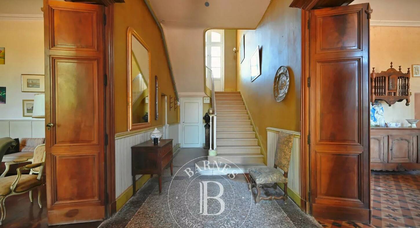 Show - BARNES Toulouse - Immobilier de luxe, appartements et maisons de prestige à Toulouse
