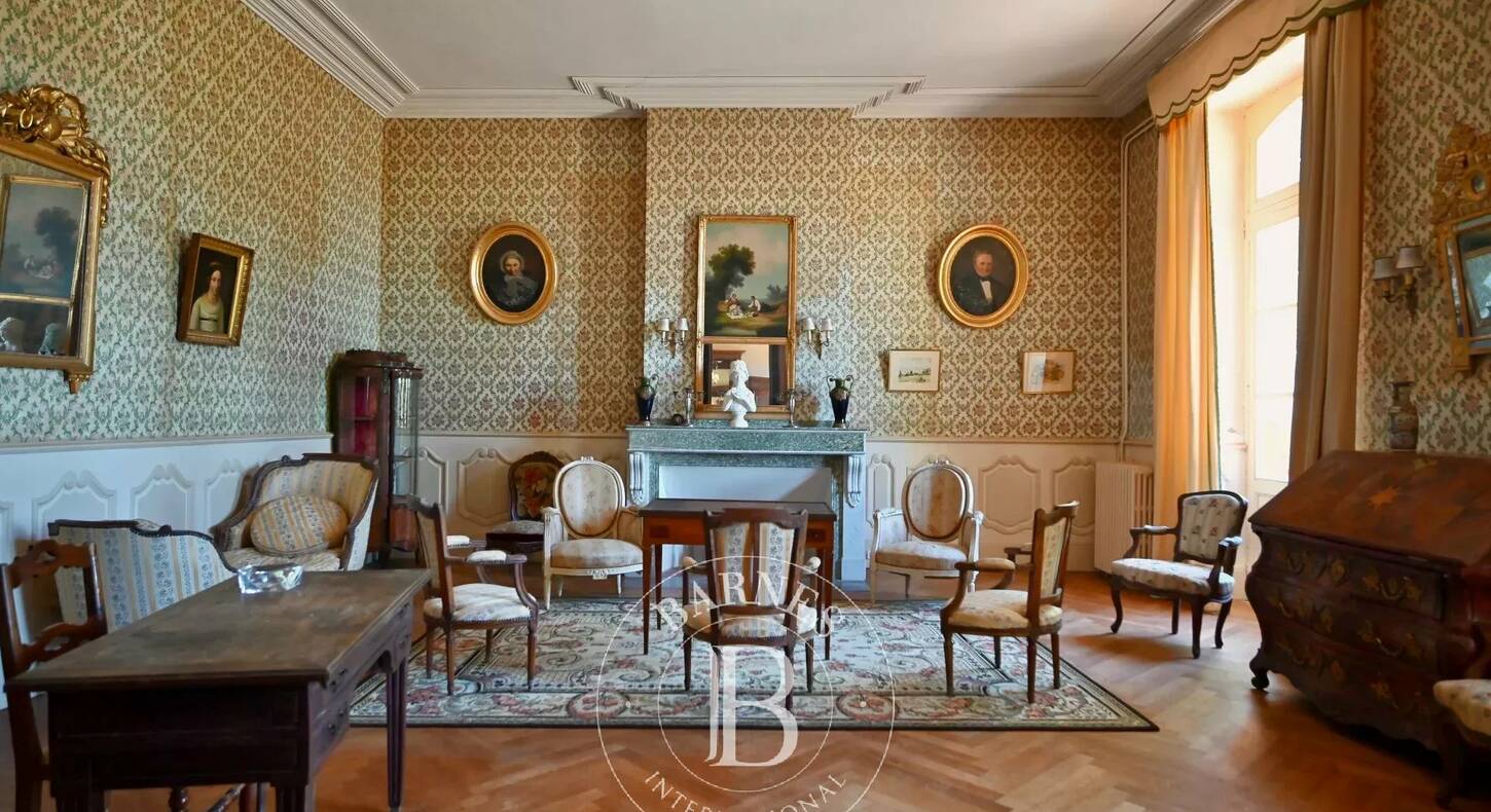 Show - BARNES Toulouse - Immobilier de luxe, appartements et maisons de prestige à Toulouse