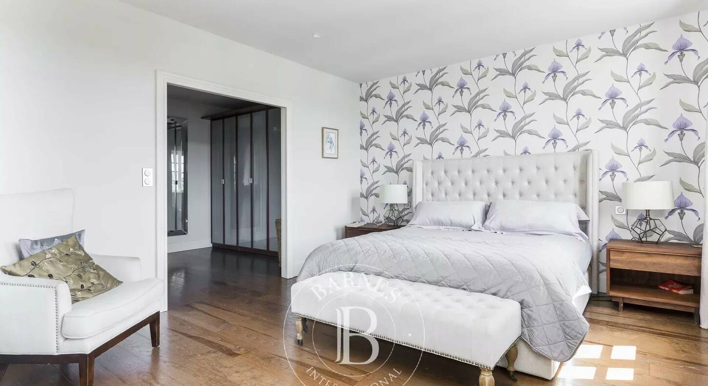 Show - BARNES Agency, luxury real estate in Toulouse