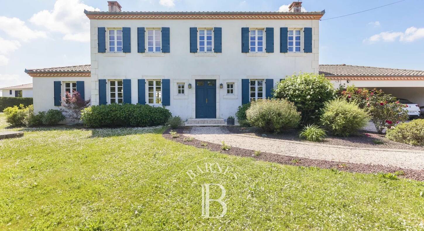 Show - BARNES Agency, luxury real estate in Toulouse