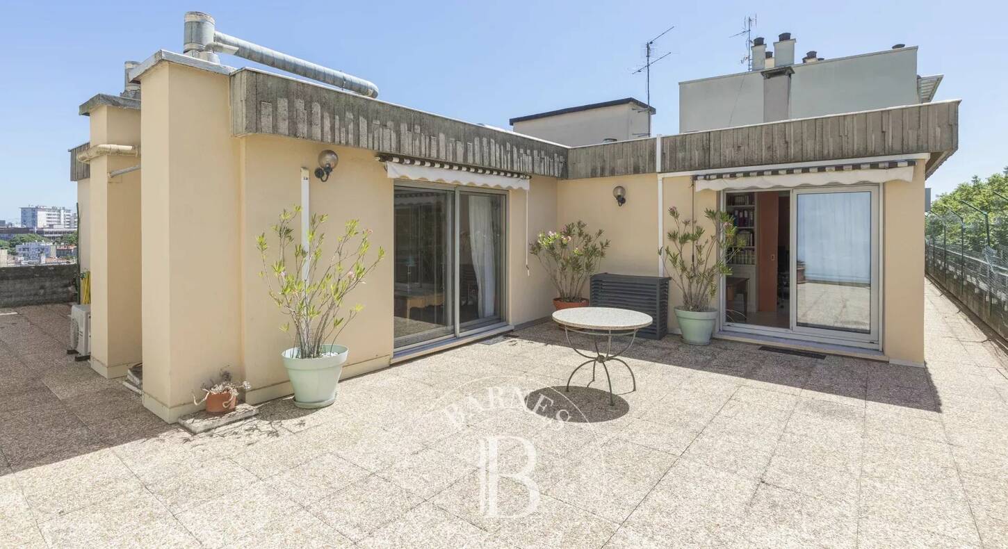 Show - BARNES Toulouse - Immobilier de luxe, appartements et maisons de prestige à Toulouse