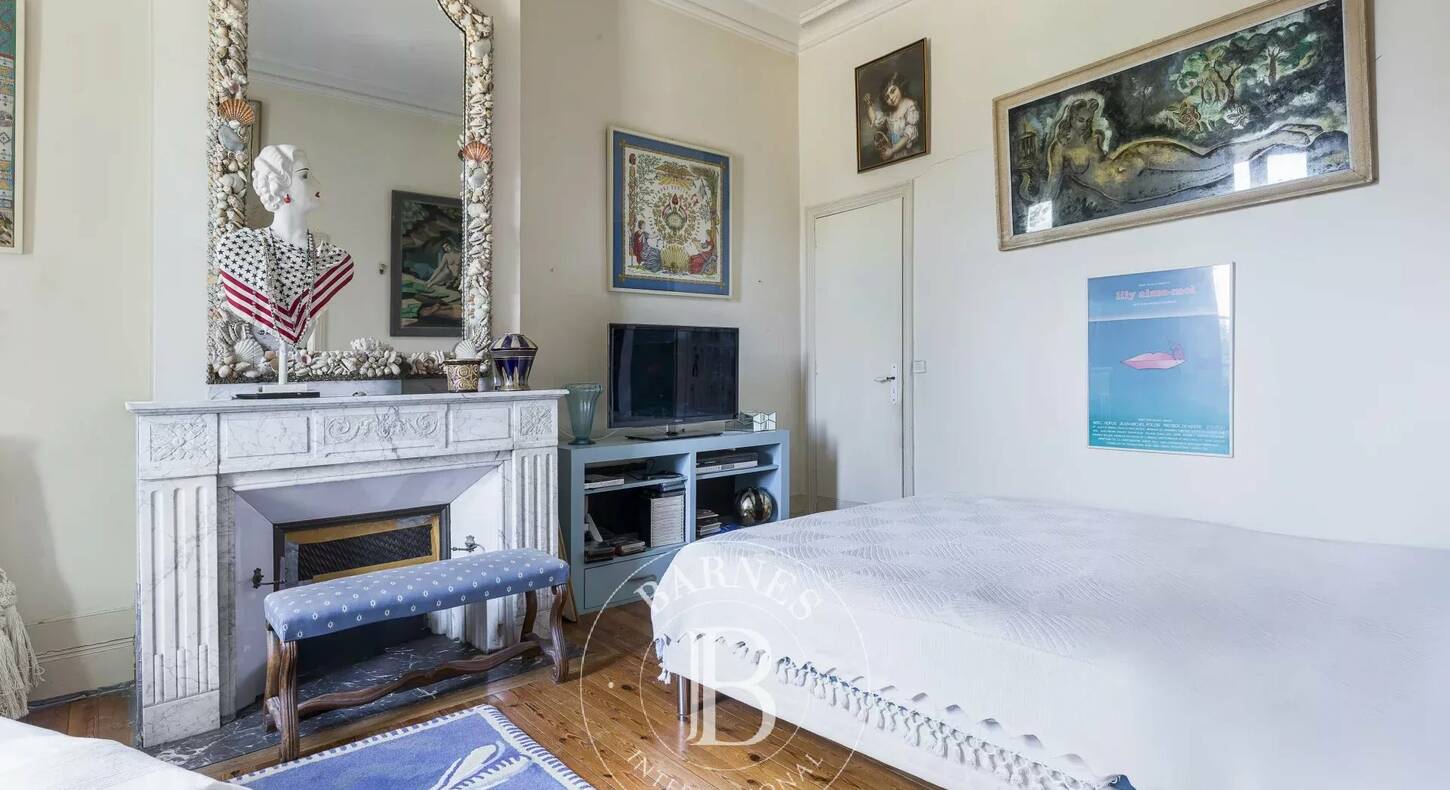 Show - BARNES Agency, luxury real estate in Toulouse