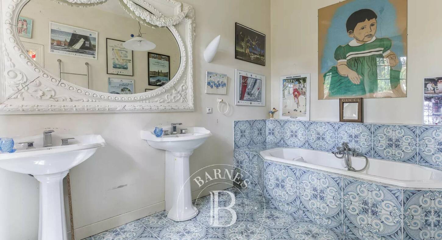 Show - BARNES Agency, luxury real estate in Toulouse