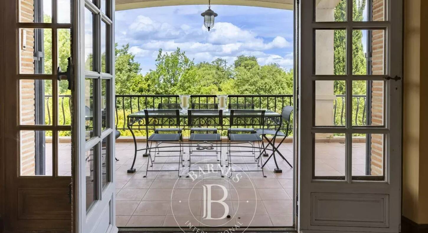 Show - BARNES Toulouse - Immobilier de luxe, appartements et maisons de prestige à Toulouse