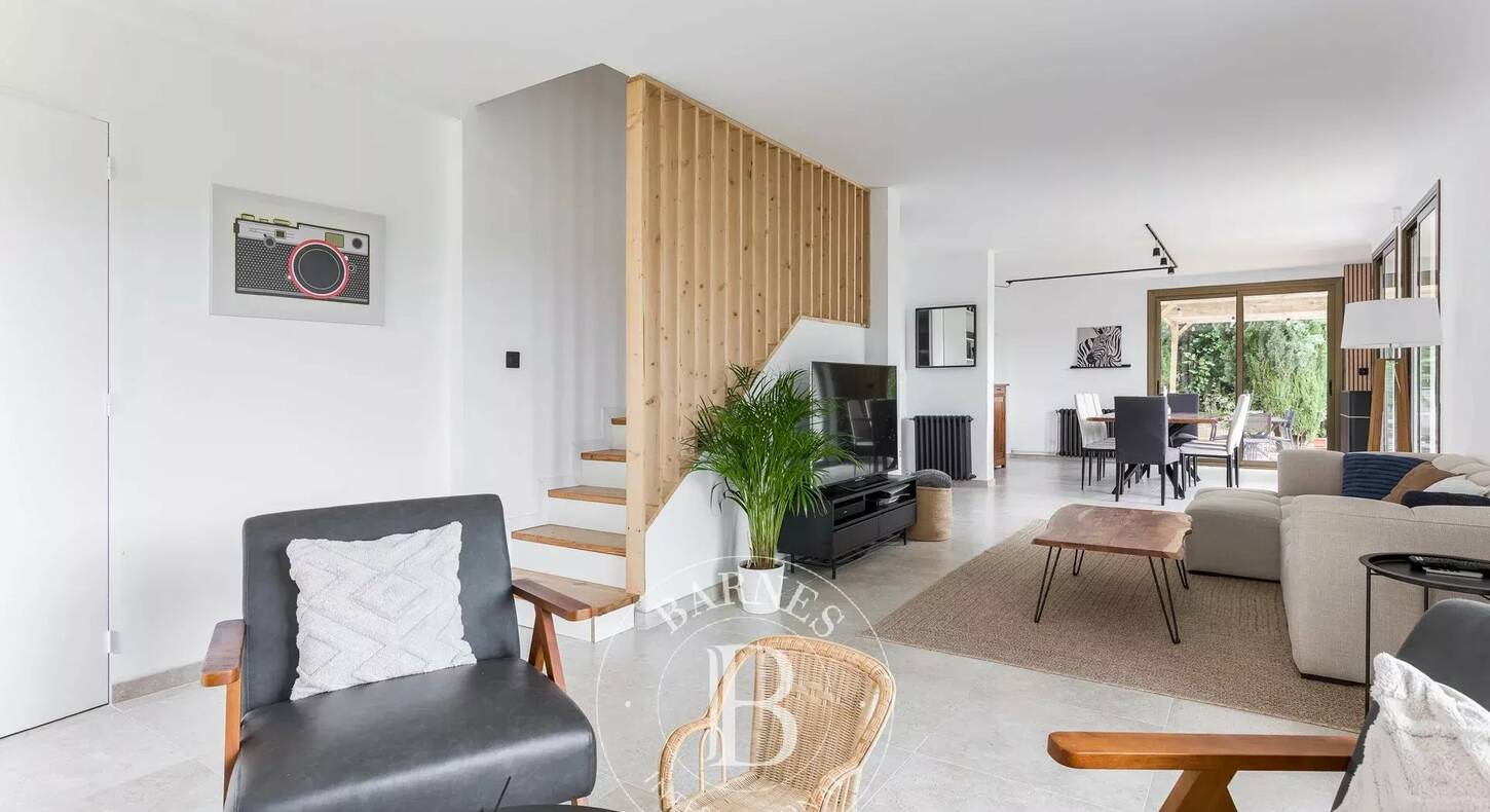 Show - BARNES Agency, luxury real estate in Toulouse