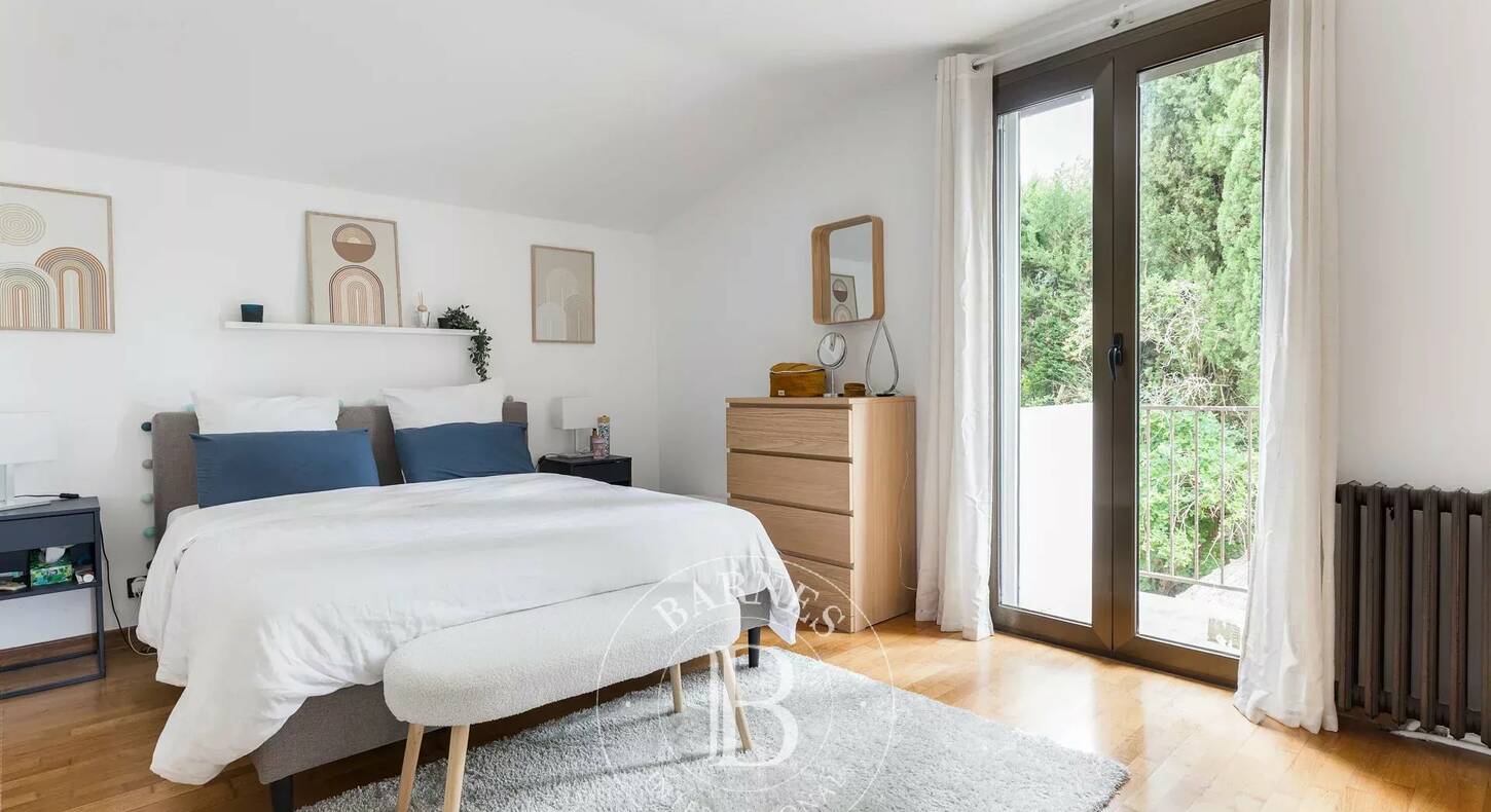 Show - BARNES Agency, luxury real estate in Toulouse