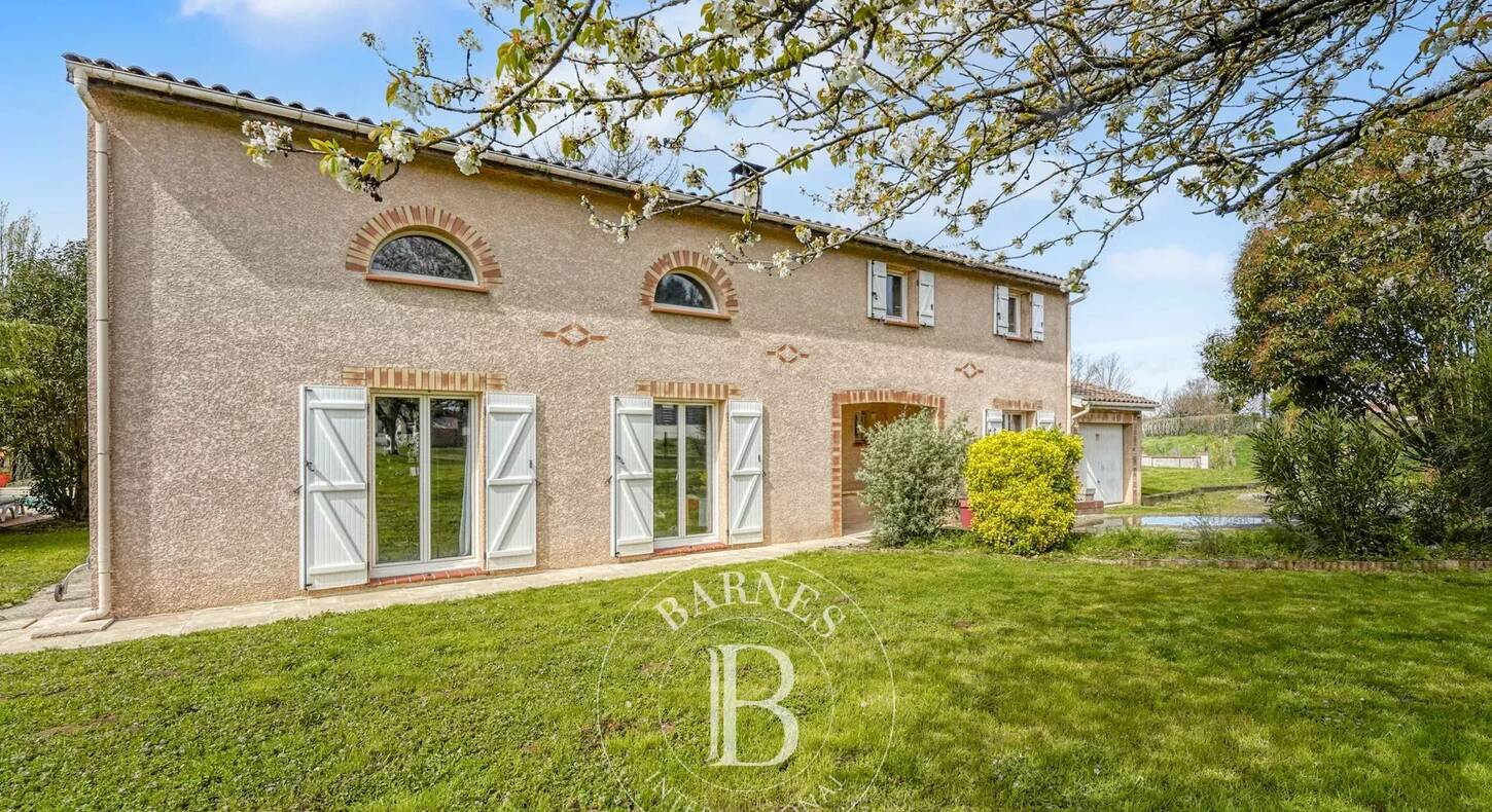Show - BARNES Agency, luxury real estate in Toulouse