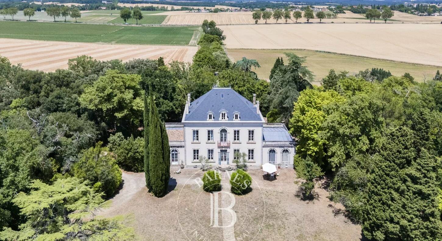 Show - BARNES Toulouse - Immobilier de luxe, appartements et maisons de prestige à Toulouse