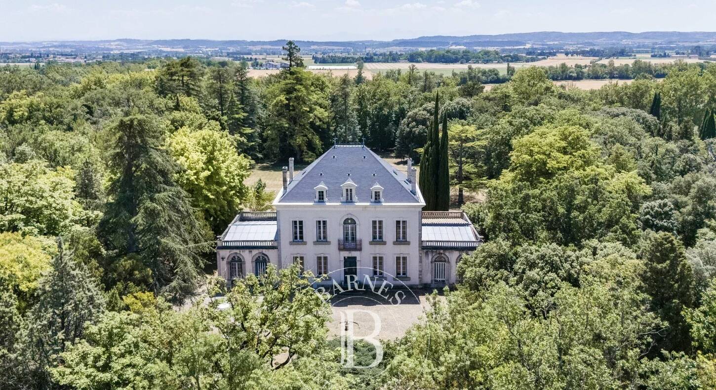 Show - BARNES Toulouse - Immobilier de luxe, appartements et maisons de prestige à Toulouse