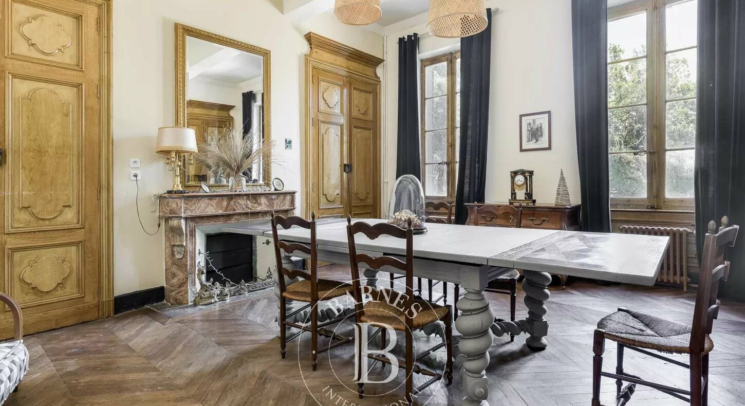 Show - BARNES Toulouse - Immobilier de luxe, appartements et maisons de prestige à Toulouse
