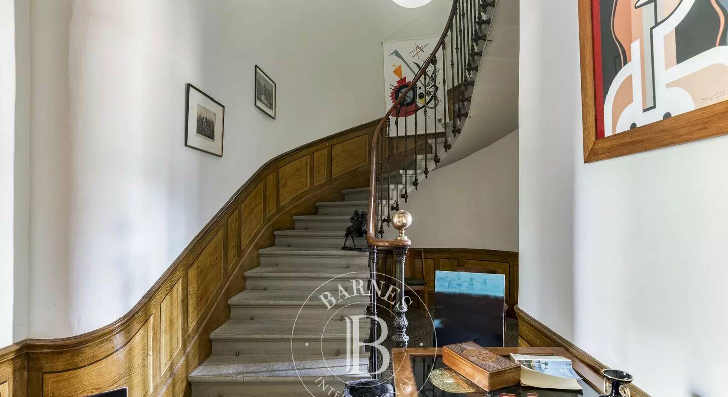 Show - BARNES Toulouse - Immobilier de luxe, appartements et maisons de prestige à Toulouse