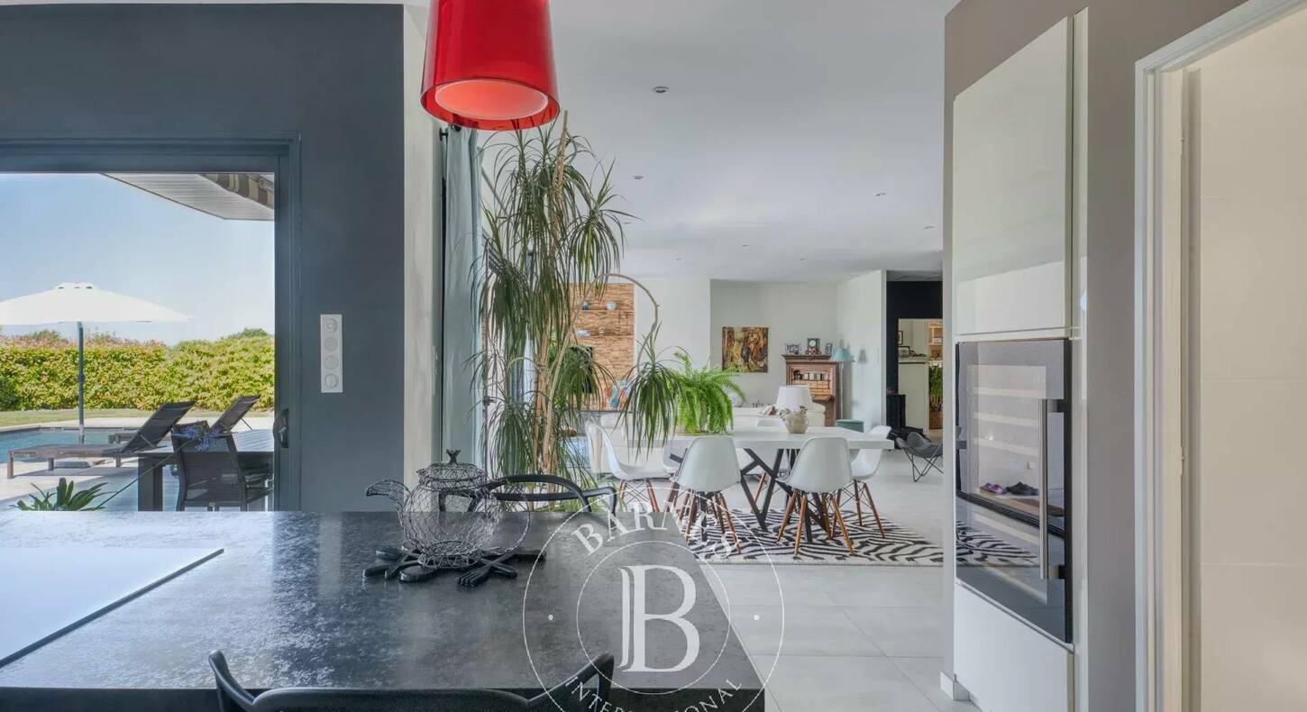 Show - BARNES Toulouse - Immobilier de luxe, appartements et maisons de prestige à Toulouse