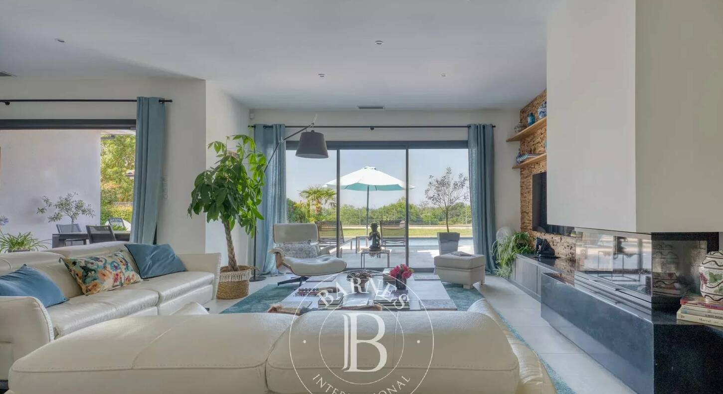 Show - BARNES Toulouse - Immobilier de luxe, appartements et maisons de prestige à Toulouse
