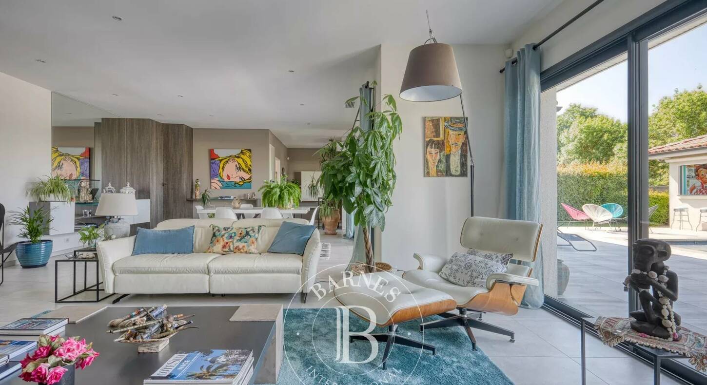 Show - BARNES Toulouse - Immobilier de luxe, appartements et maisons de prestige à Toulouse