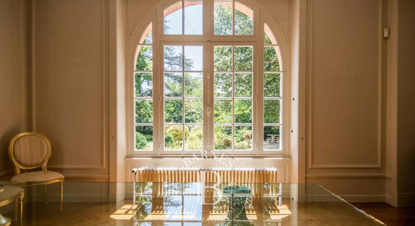 Show - BARNES Agency, luxury real estate in Toulouse