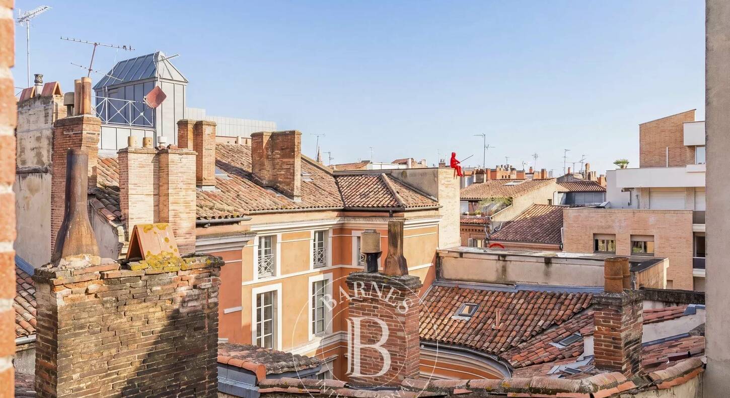 Show - BARNES Agency, luxury real estate in Toulouse