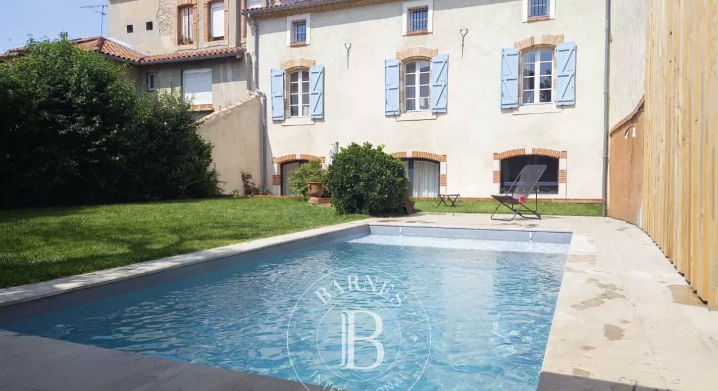 Show - BARNES Agency, luxury real estate in Toulouse