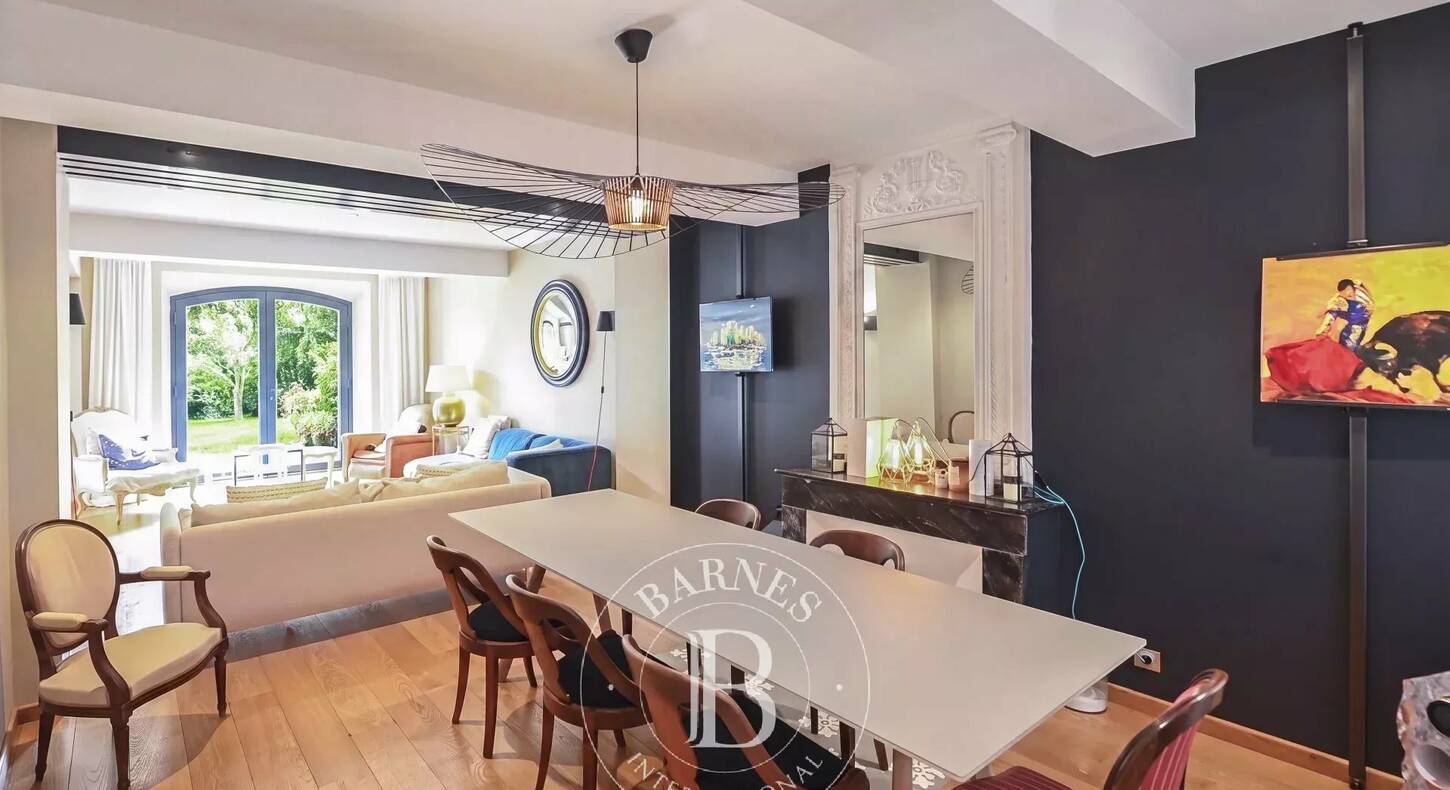 Show - BARNES Agency, luxury real estate in Toulouse