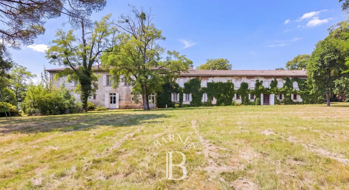 Show - BARNES Toulouse - Immobilier de luxe, appartements et maisons de prestige à Toulouse