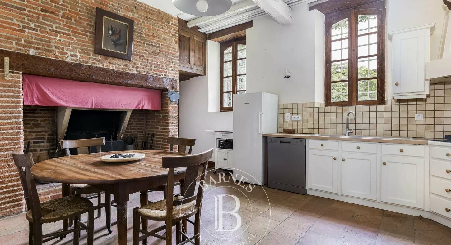 Show - BARNES Toulouse - Immobilier de luxe, appartements et maisons de prestige à Toulouse