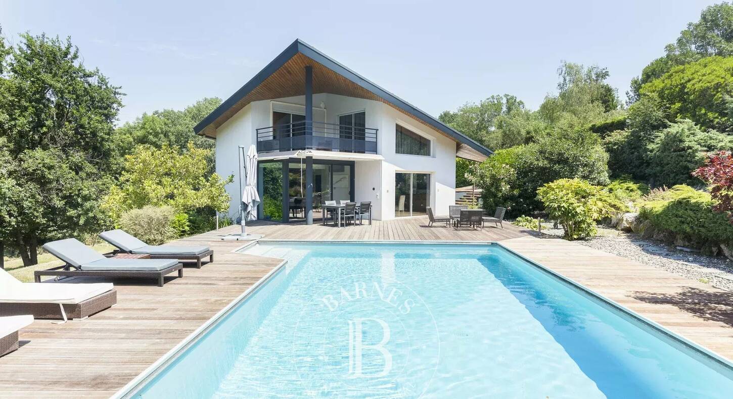 Show - BARNES Toulouse - Immobilier de luxe, appartements et maisons de prestige à Toulouse
