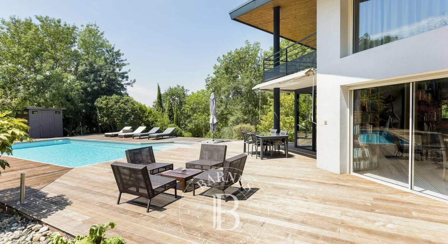 Show - BARNES Toulouse - Immobilier de luxe, appartements et maisons de prestige à Toulouse
