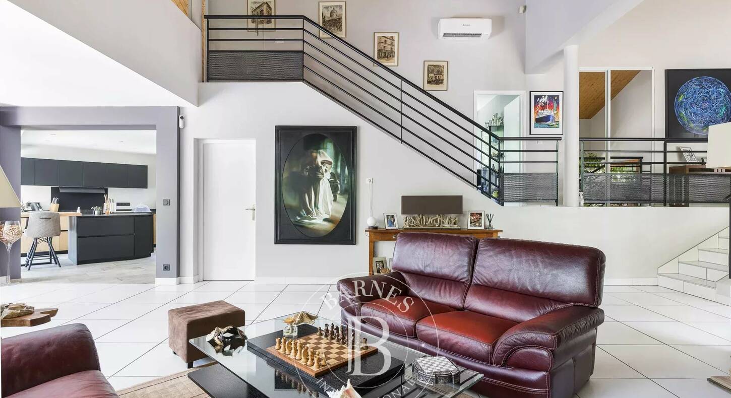 Show - BARNES Toulouse - Immobilier de luxe, appartements et maisons de prestige à Toulouse