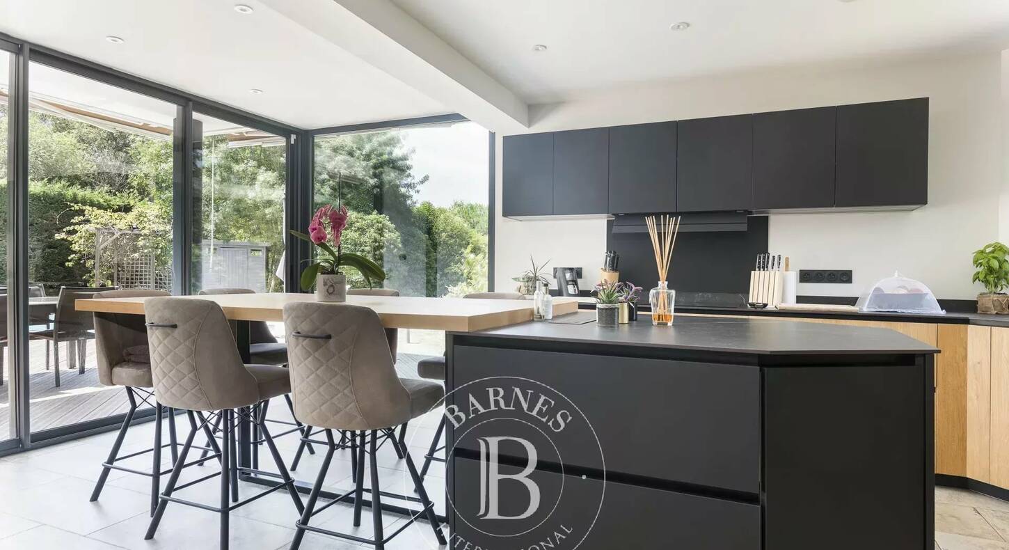 Show - BARNES Toulouse - Immobilier de luxe, appartements et maisons de prestige à Toulouse