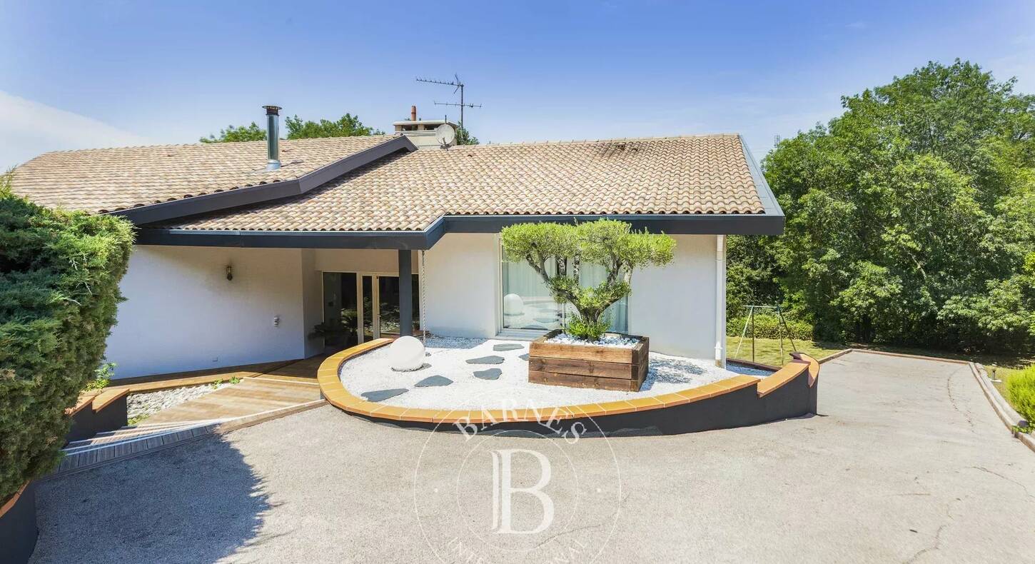 Show - BARNES Toulouse - Immobilier de luxe, appartements et maisons de prestige à Toulouse