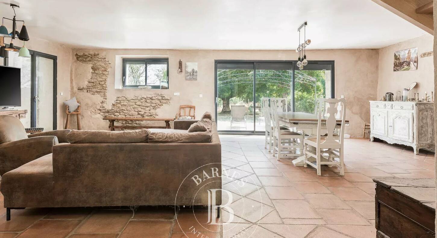 Show - BARNES Agency, luxury real estate in Toulouse
