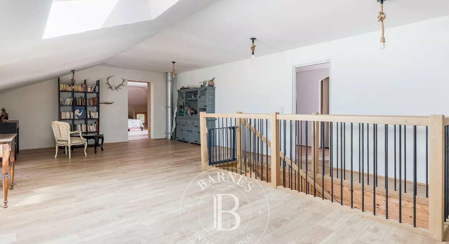 Show - BARNES Agency, luxury real estate in Toulouse