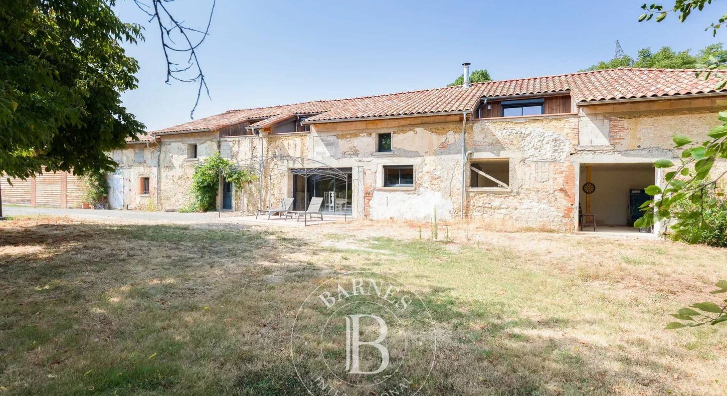 Show - BARNES Agency, luxury real estate in Toulouse