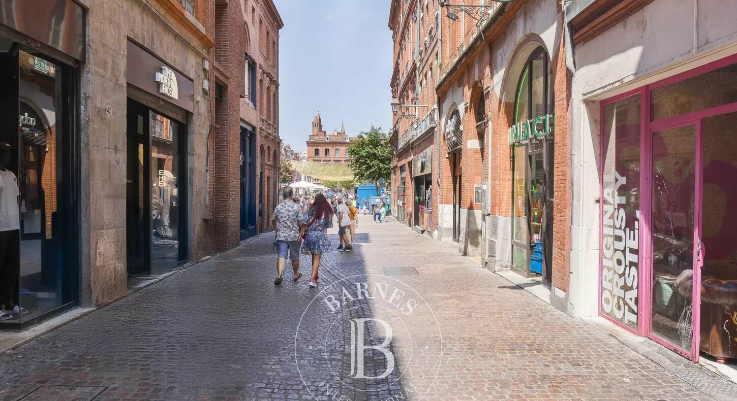 Show - BARNES Toulouse - Immobilier de luxe, appartements et maisons de prestige à Toulouse