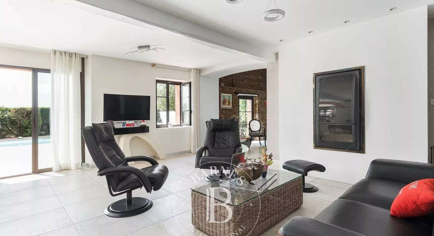 Show - BARNES Toulouse - Immobilier de luxe, appartements et maisons de prestige à Toulouse