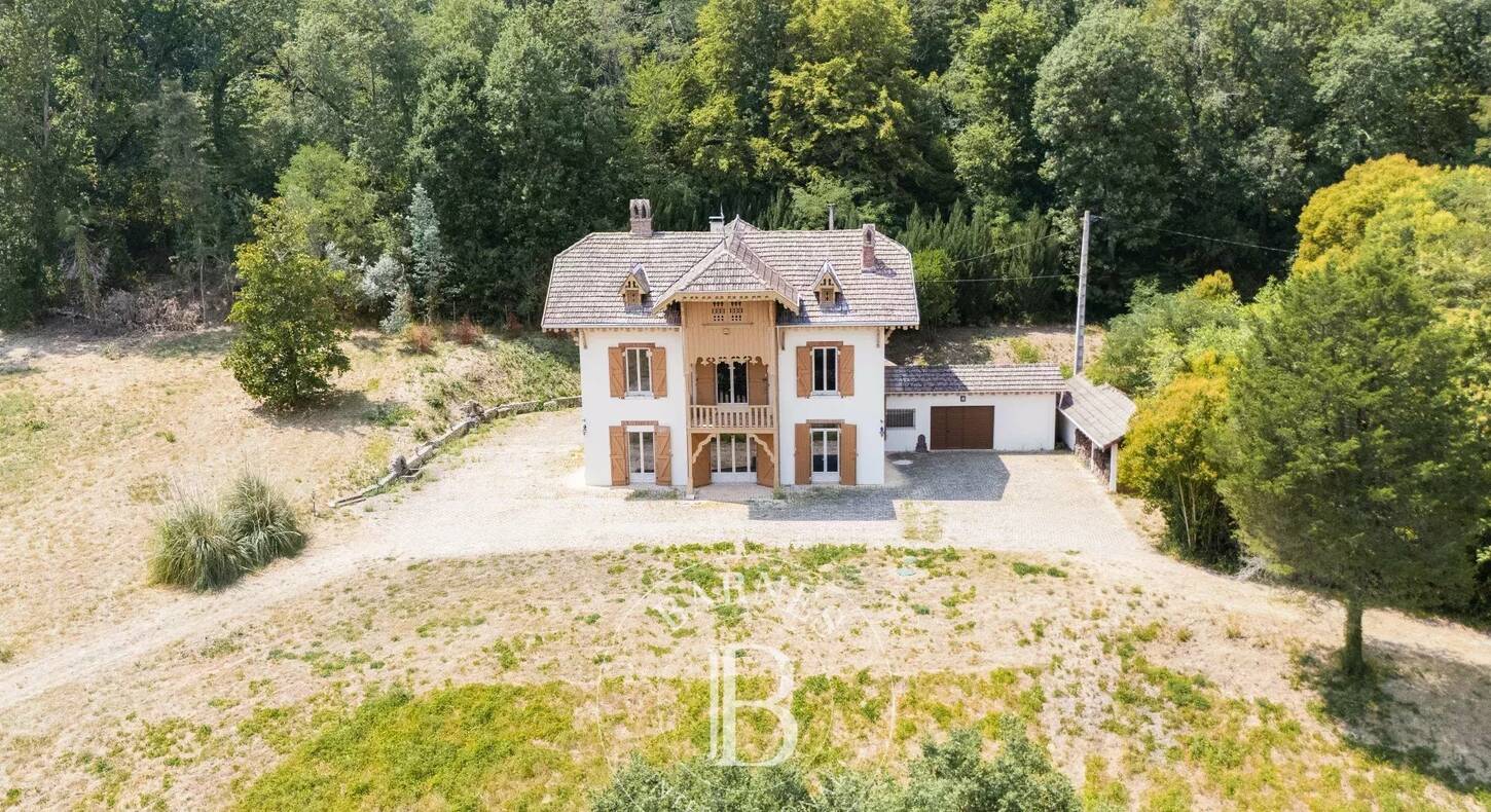 Show - BARNES Agency, luxury real estate in Toulouse