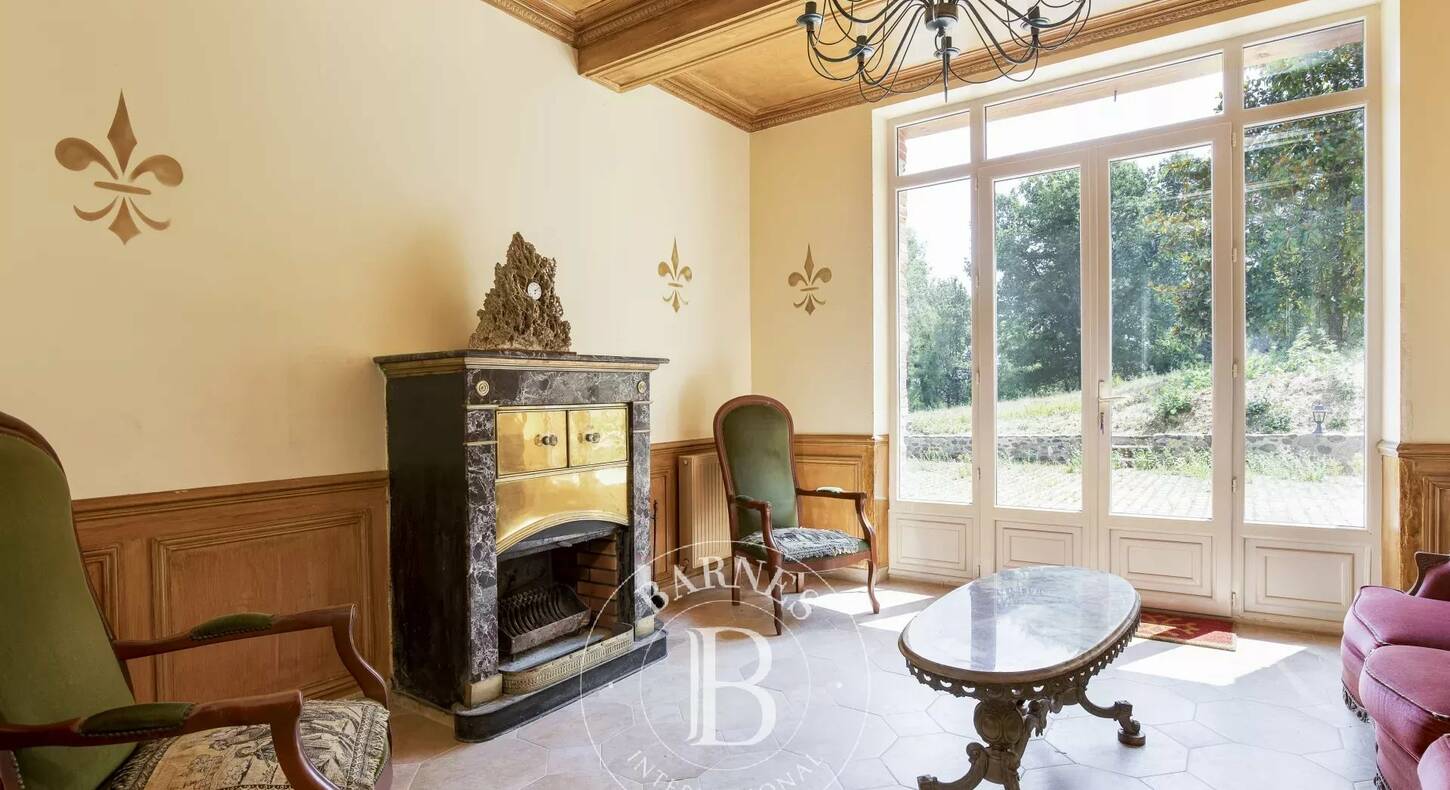 Show - BARNES Agency, luxury real estate in Toulouse