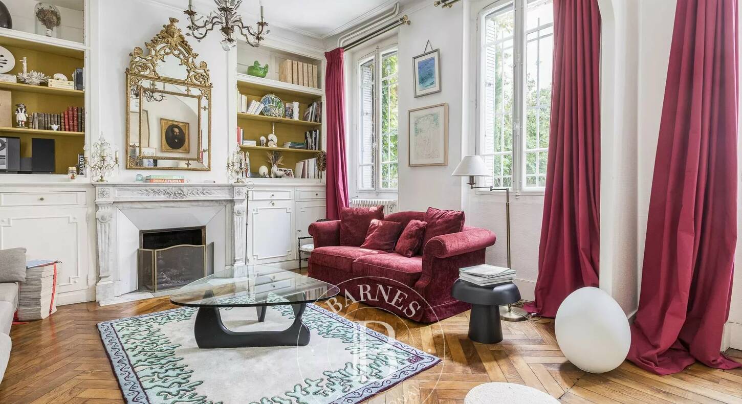 Show - BARNES Agency, luxury real estate in Toulouse