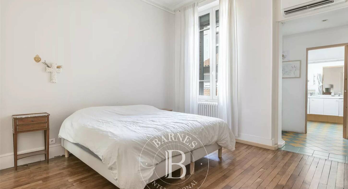 Show - BARNES Agency, luxury real estate in Toulouse